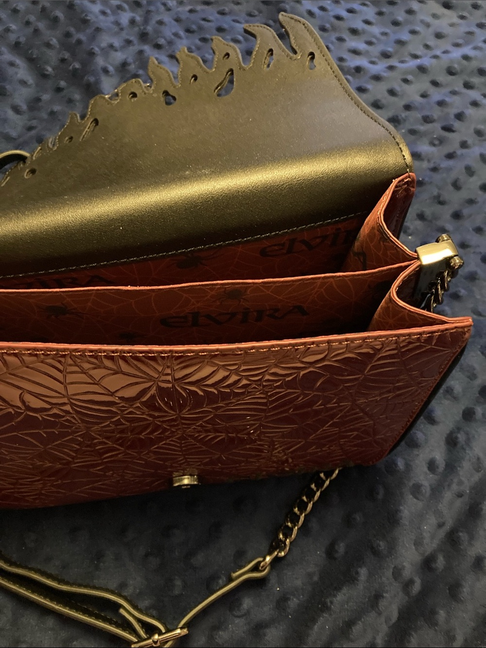 Loungefly Black and Burgundy 'Elvira' Crossbody Bag - Picture 4 of 4